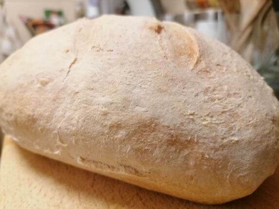 Finom kenyér 5 alapanyagból, gyorsan egyszerűen