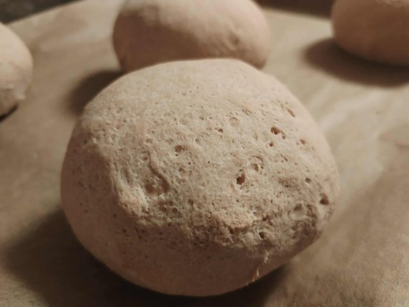 Ilyen finom gluténmentes zsemlét még nem ettél - Villámgyors, egyszerű recept